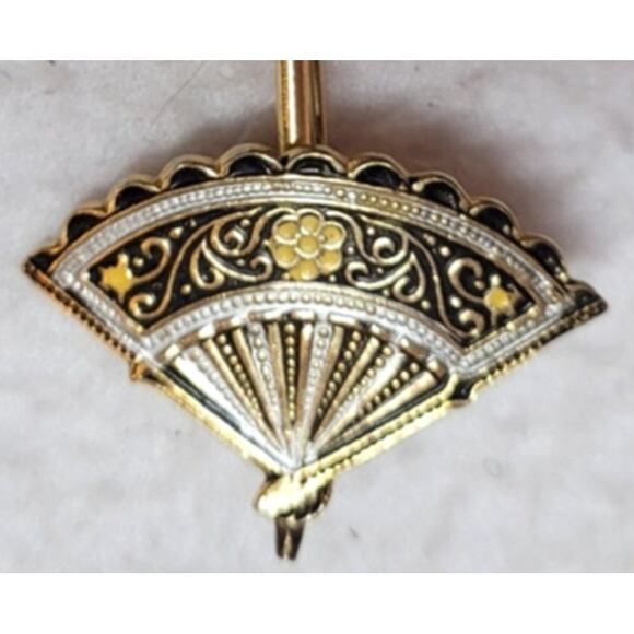 Vintage Damascene Umbrella Parasol With Bow Signed Spain Brooch Pin 2.25" - Picture 5 of 6
